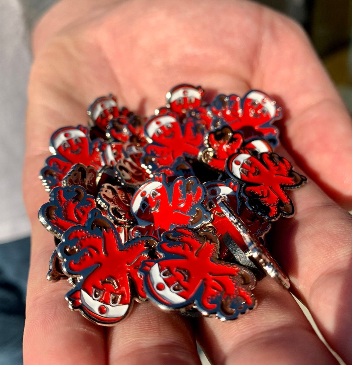 Red Octo Pin O8